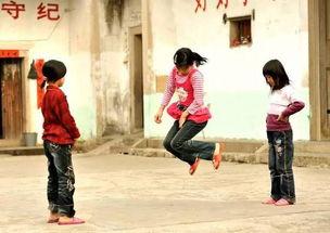 成人花式跳皮筋视频大全,成人花式跳皮筋视频大全集锦