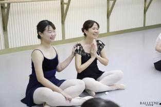 母亲成人独舞教学视频大全,舞动人生，优雅绽放